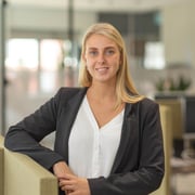 Anne-Roos Pettinga - Commercieel medewerker