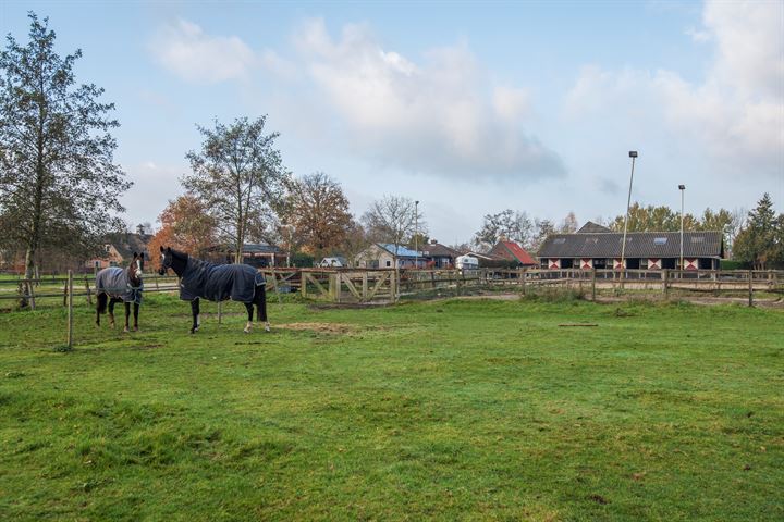 Bekijk foto 41 van Eerste Kruishaarseweg 3