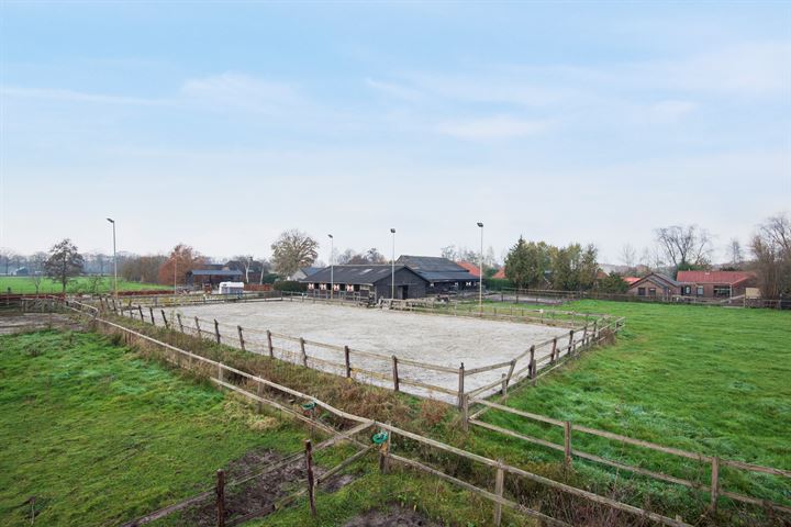 Bekijk foto 39 van Eerste Kruishaarseweg 3