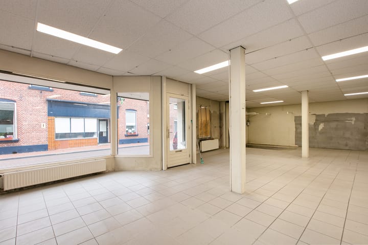 Photo 2 of Nieuwstraat 10