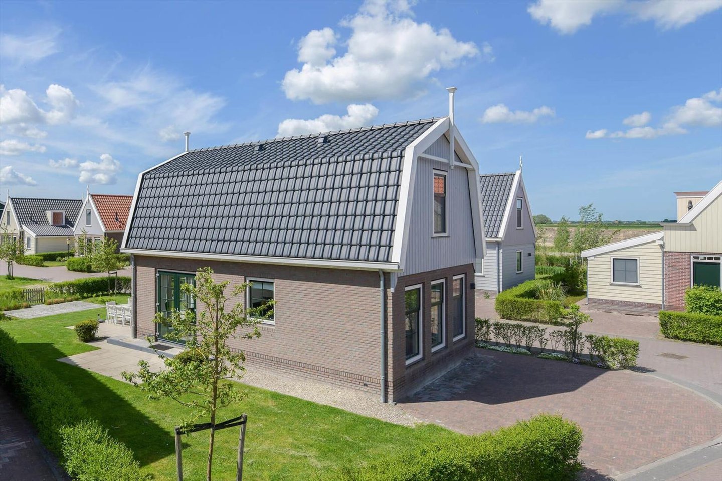 Bekijk foto 2 van Zeedijk 2 317