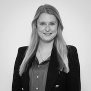 Ashley van den Brink - Commercieel Medewerker