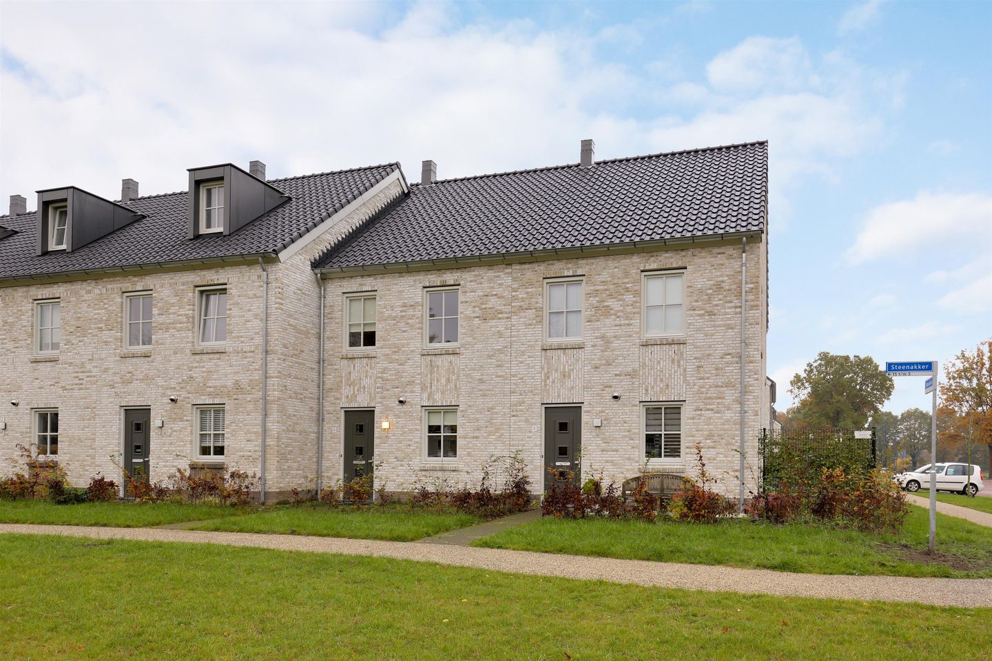 Foto 2 van Steenakker