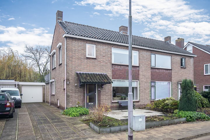 Kloetingseweg 29