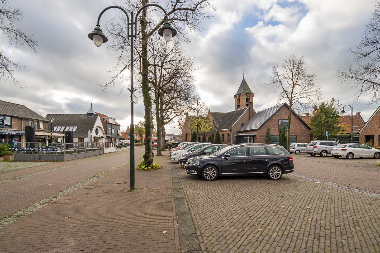 Bekijk foto 3 van Kerkplein 4-4a