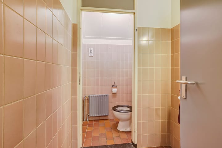 Photo 17 of Westeinde 2