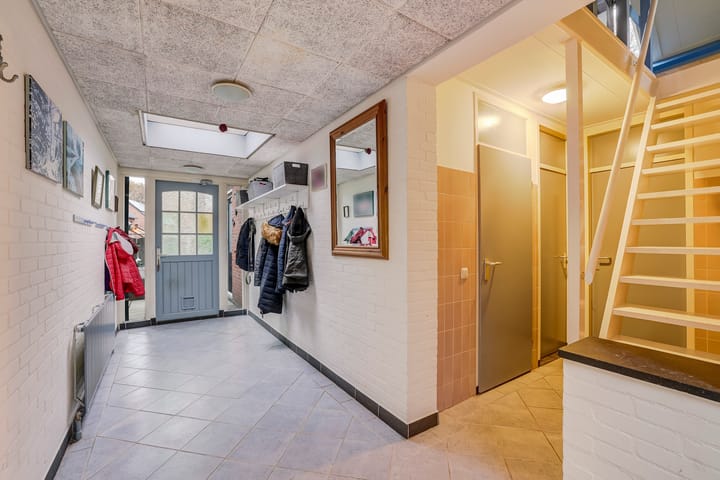 Photo 16 of Westeinde 2