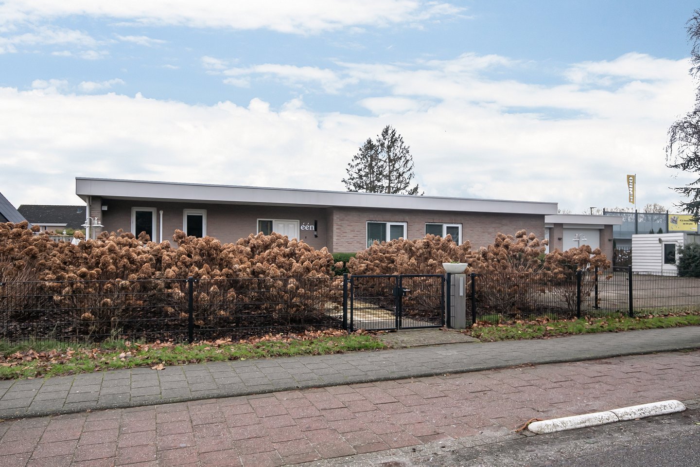 View photo 2 of Ballastweg 1
