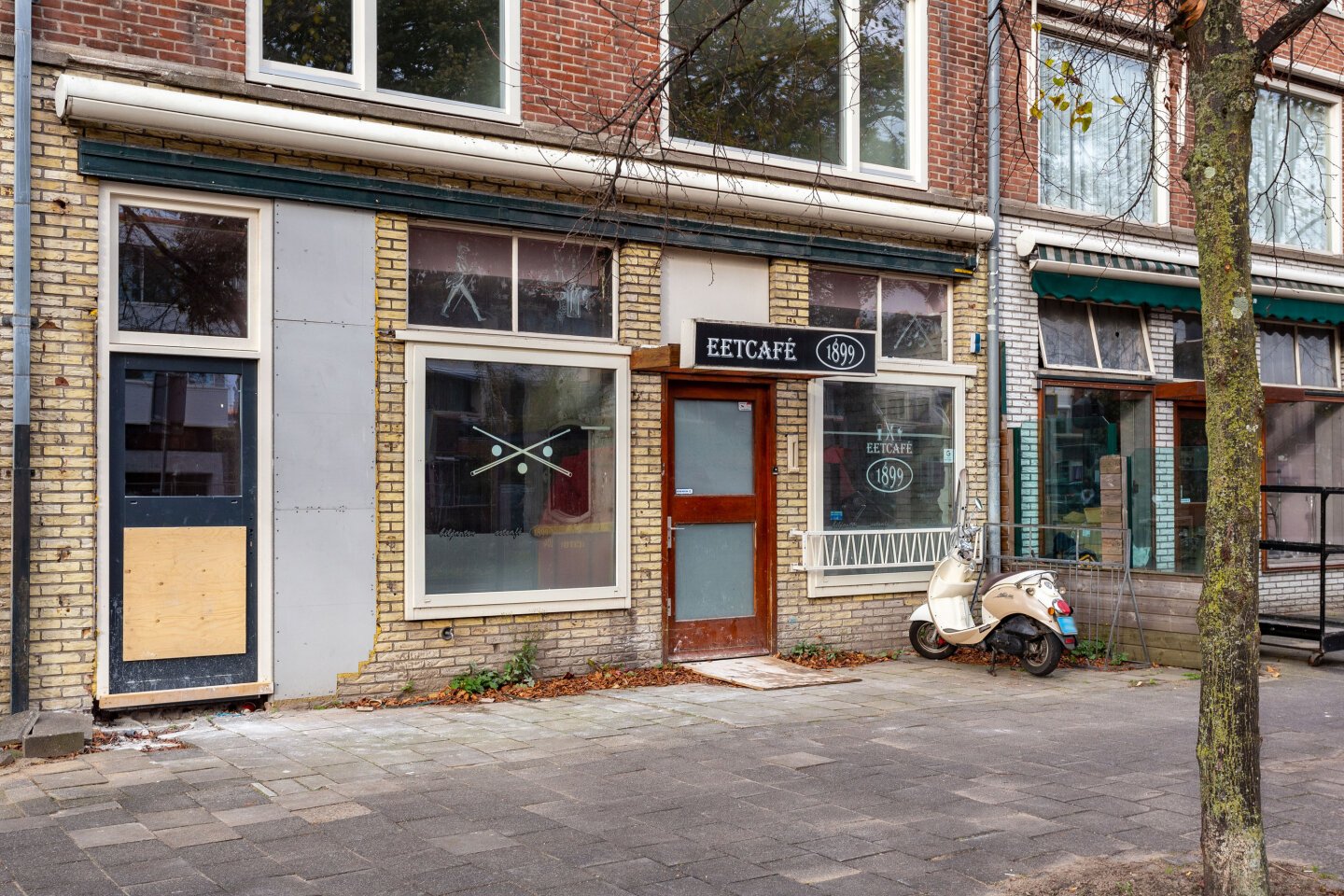 Bekijk foto 3 van Anton Geesinkstraat 6