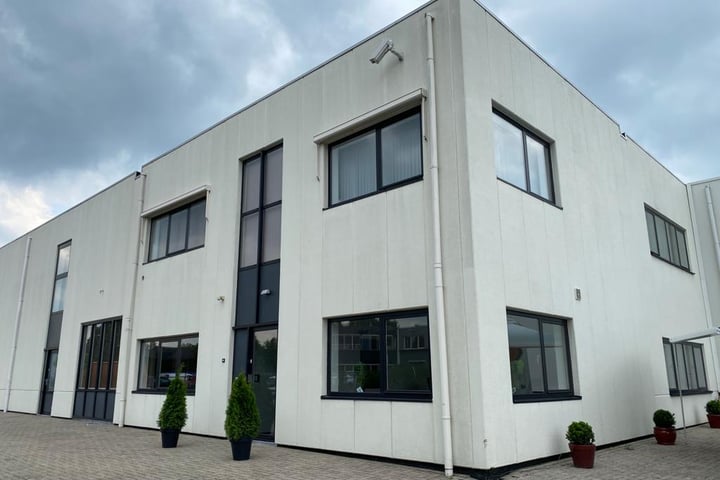 Baronieweg 13, Hedel