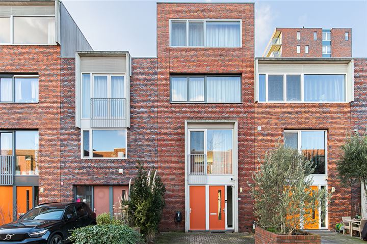 Bekijk foto 4 van Van Maanenstraat 25