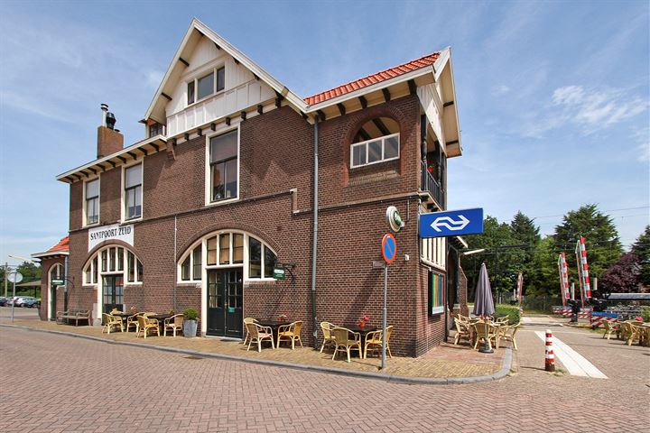 Bekijk foto 38 van Bloemendaalsestraatweg 137