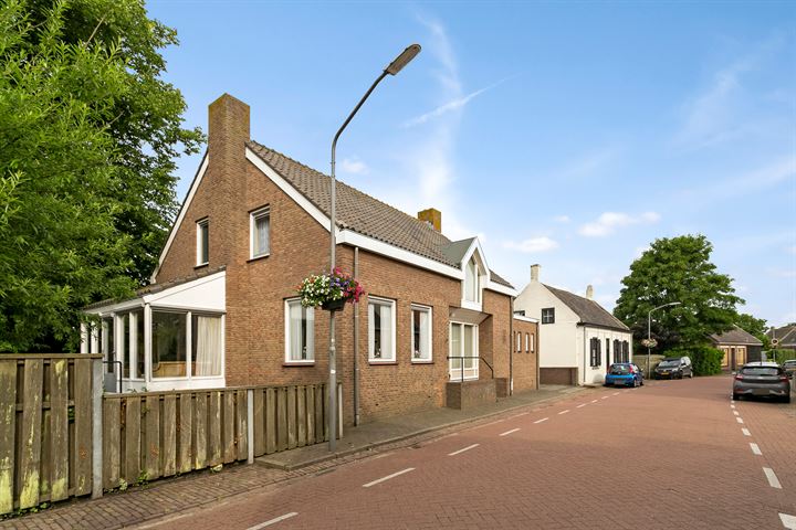 Bekijk foto 33 van Spoorstraat 16