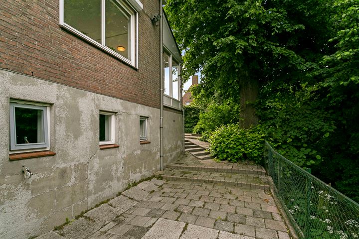 Bekijk foto 37 van Spoorstraat 16