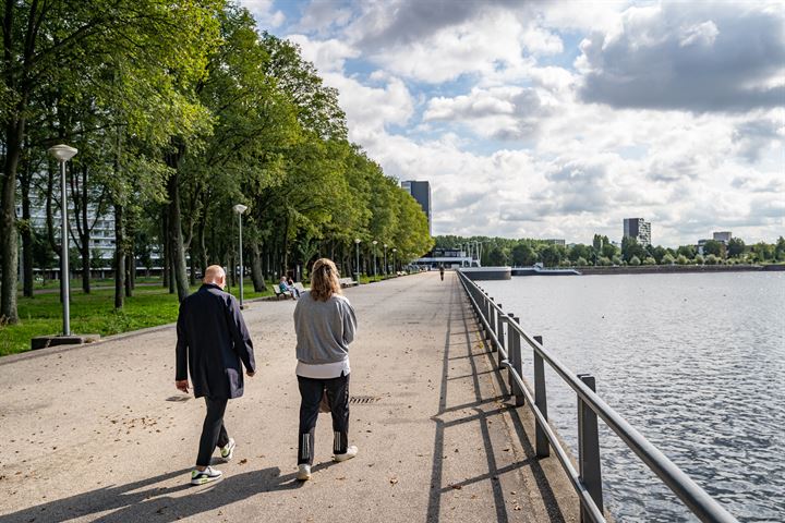 Bekijk foto 11 van Blau