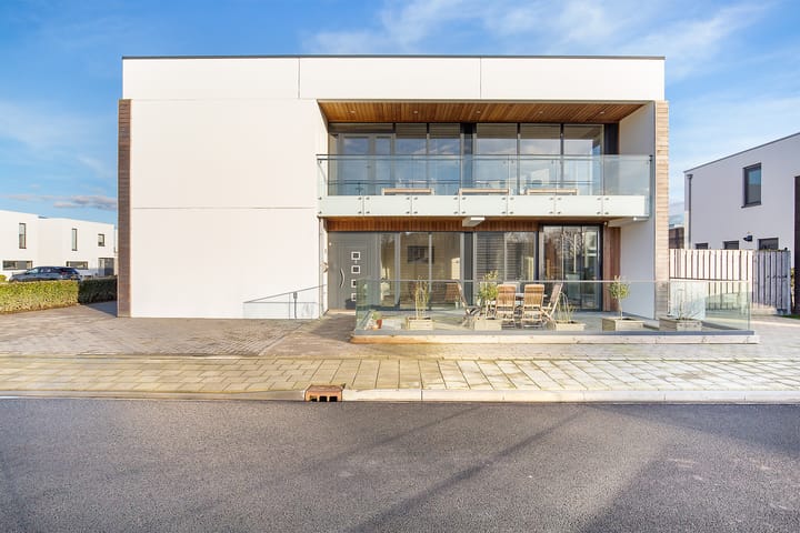 Photo 2 of Regenwulpstraat 16