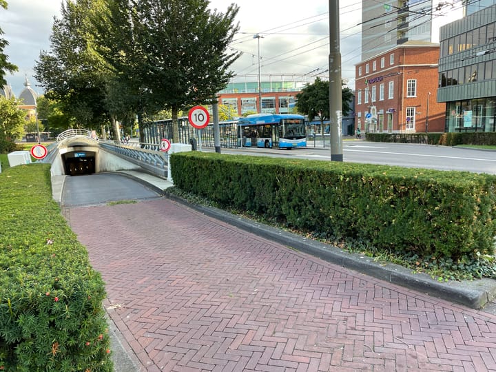 Foto 2 van Velperbinnensingel 2