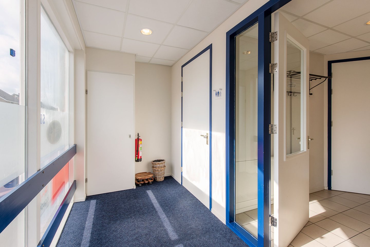 Bekijk foto 3 van Krabbendijk 9 a