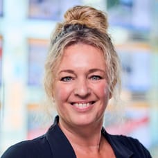 N.M.P.L. (Nancy) van der Heide-Floore - Wonen - Commercieel Medewerker