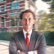 Eran Hausel - Directeur