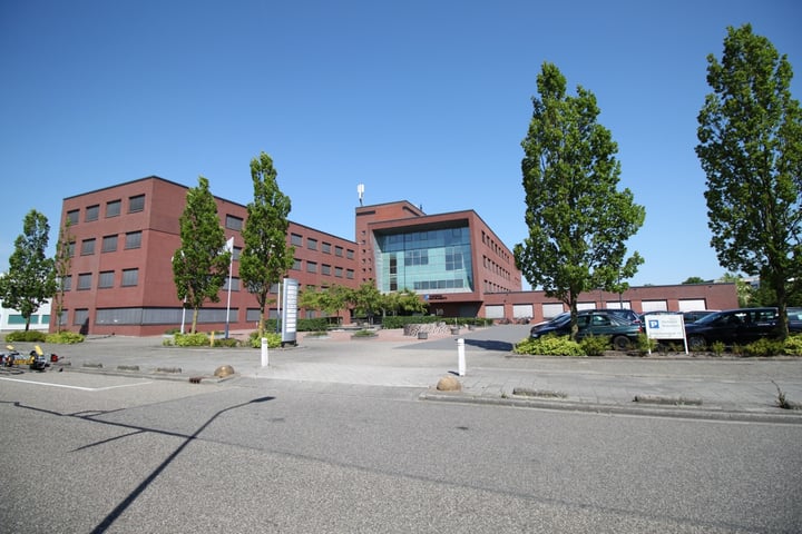 Pompmolenlaan 10, Woerden