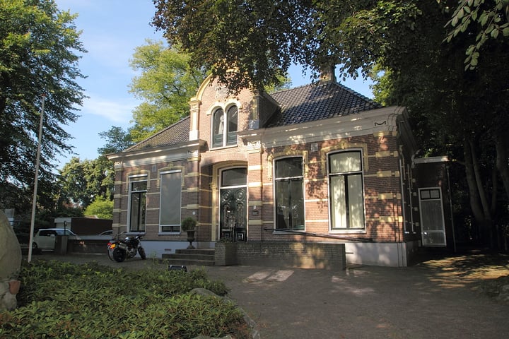 Brink 17, Gieten