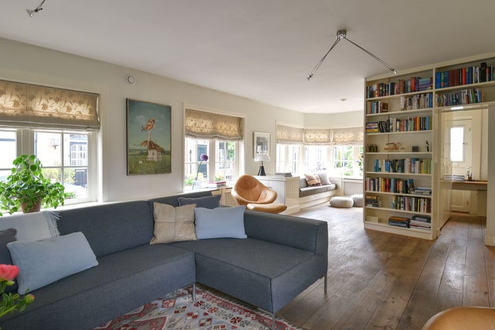 Regenboogstraat 27
