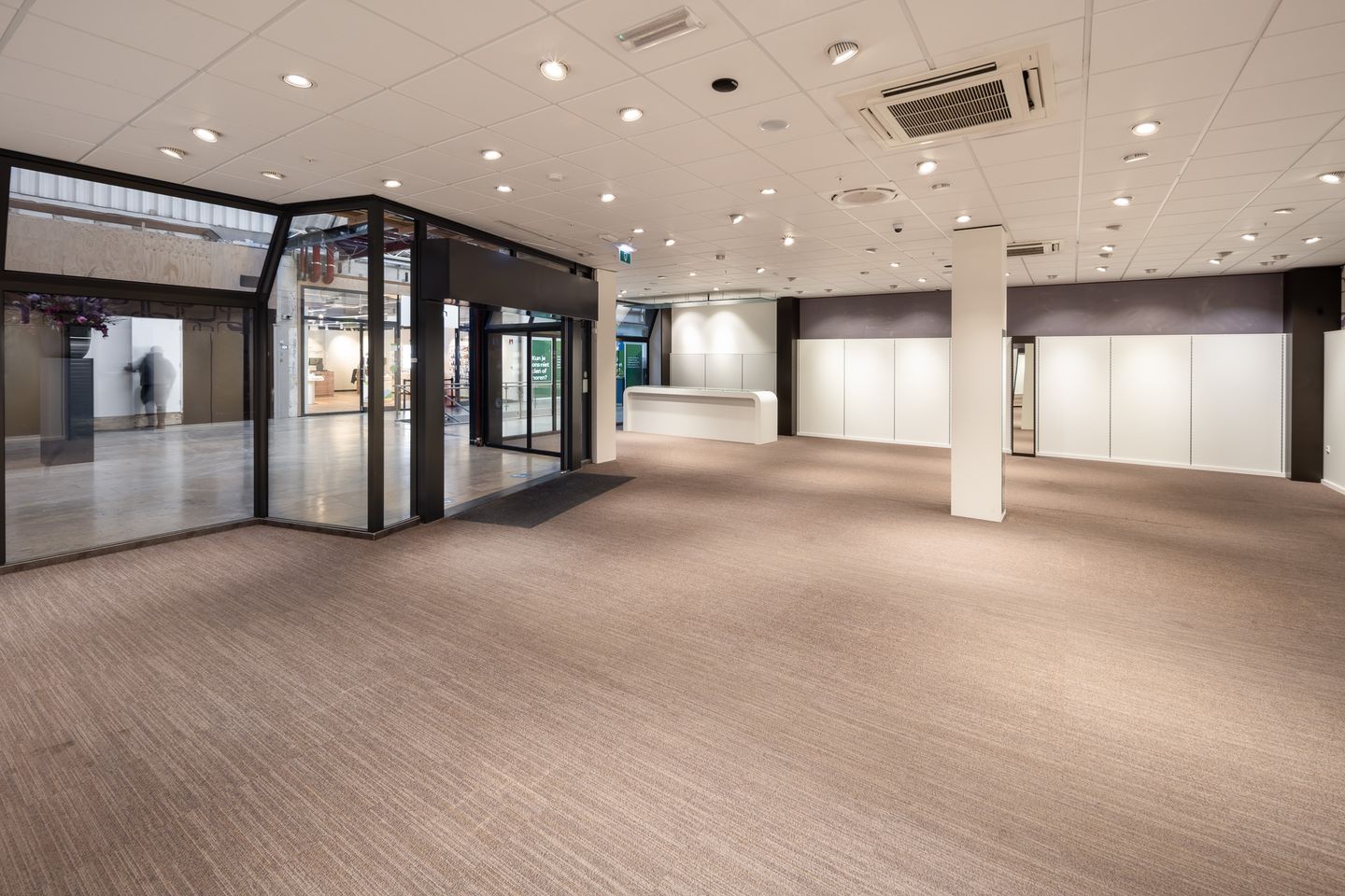 View photo 5 of Zwanenveld 9058