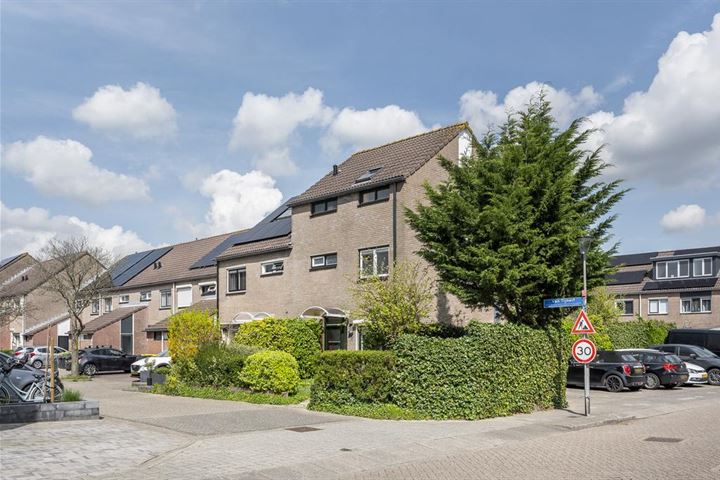 Koopwoningen Oud-Beijerland - Huizen Te Koop In Oud-Beijerland [Funda]