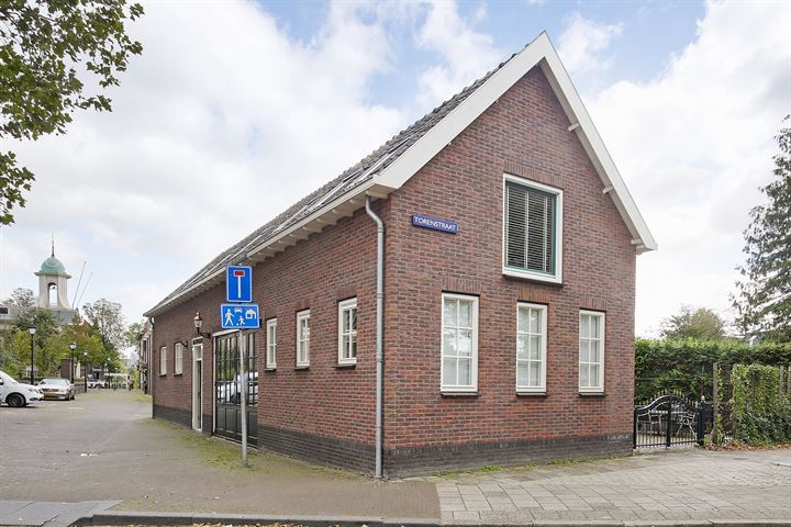 Torenstraat 1, Westzaan