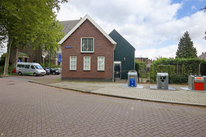 View photo 30 of Torenstraat 1