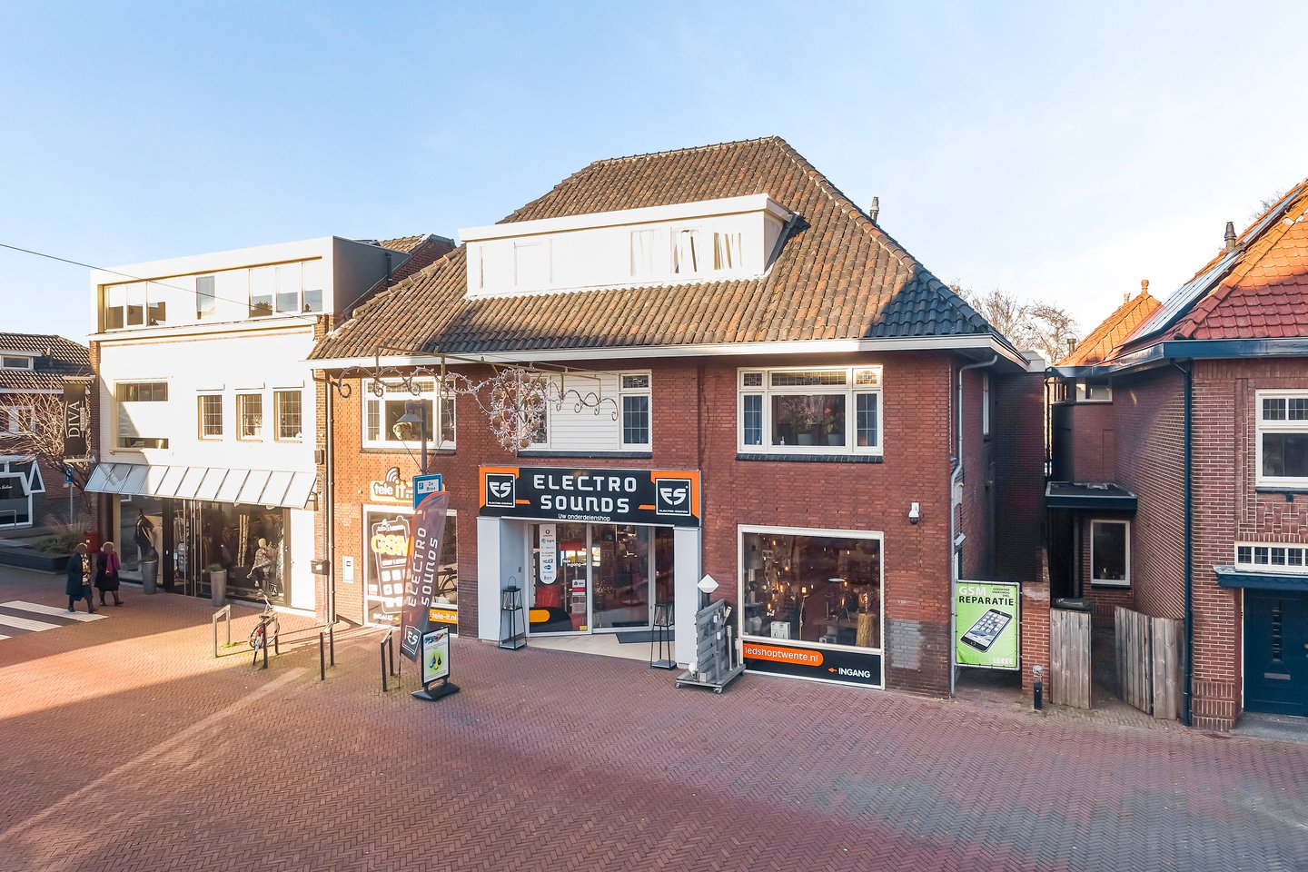 Bekijk foto 1 van Grotestraat 198