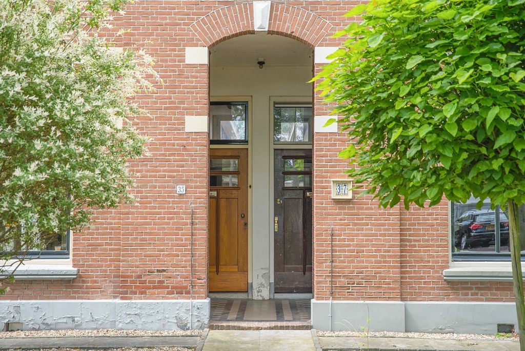 Bekijk foto 5 van Stationsweg 35