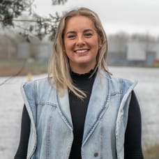 Juna Breuer - Real Estate Advisor