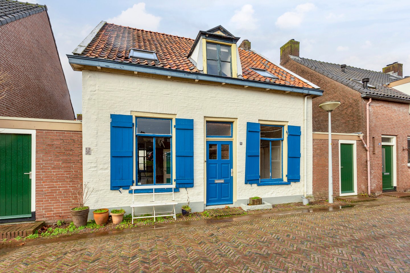 Bekijk foto 1 van Waterstraat 22