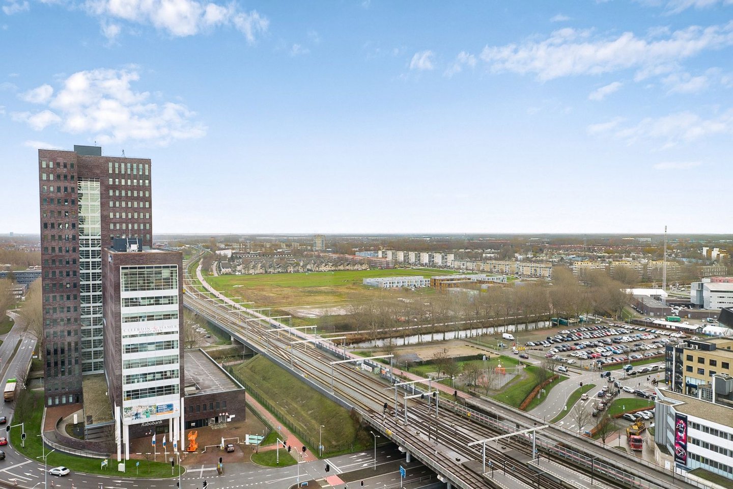 Bekijk foto 3 van Mandelaplein 1 1419