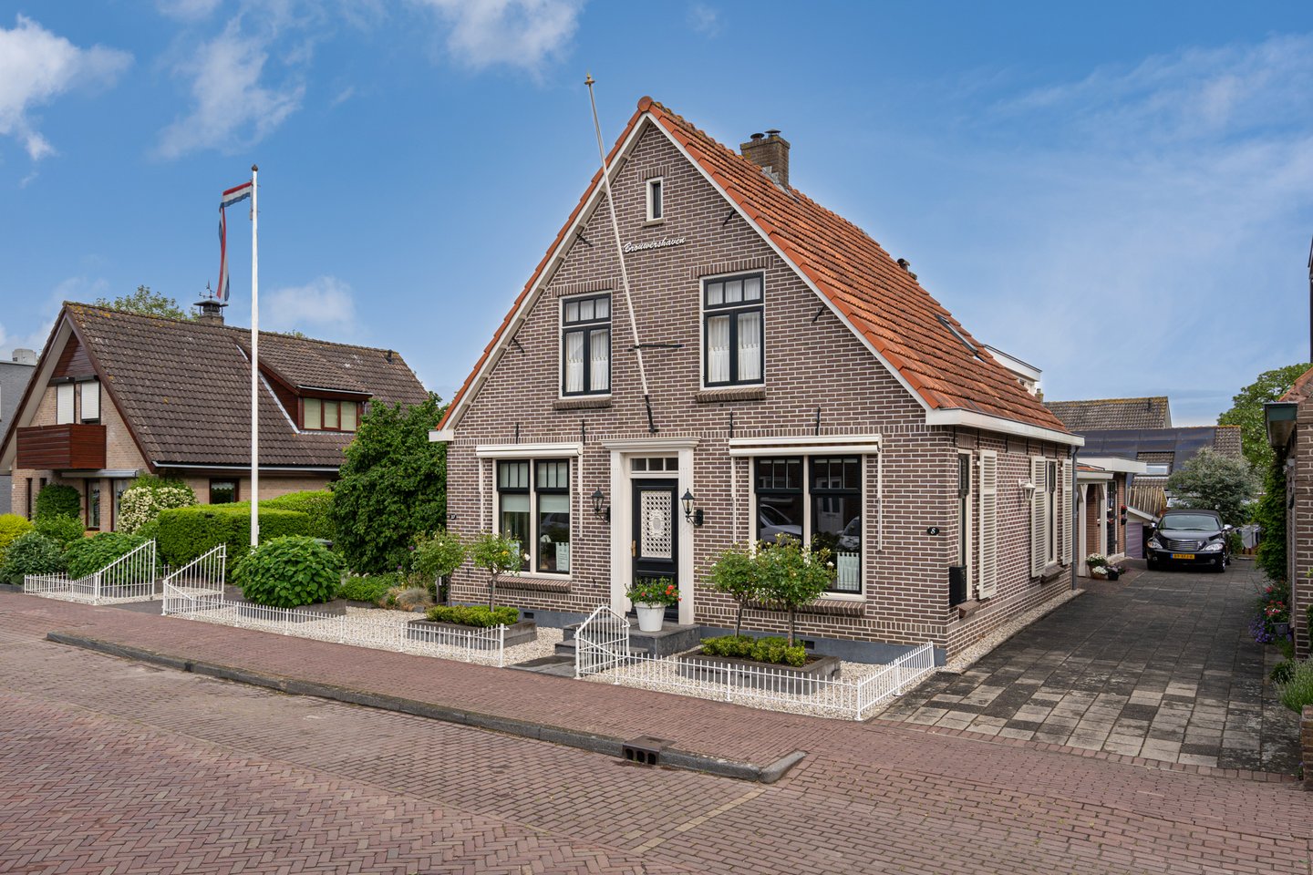Bekijk foto 4 van Dorpsweg 8 en 10