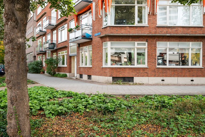 Bekijk foto 1 van Schepenstraat 110-A