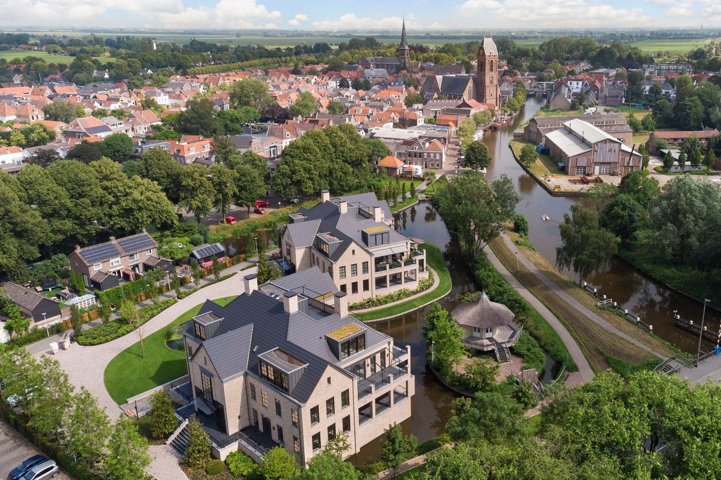 Bekijk foto 1 van A.W. den Boerhof 2