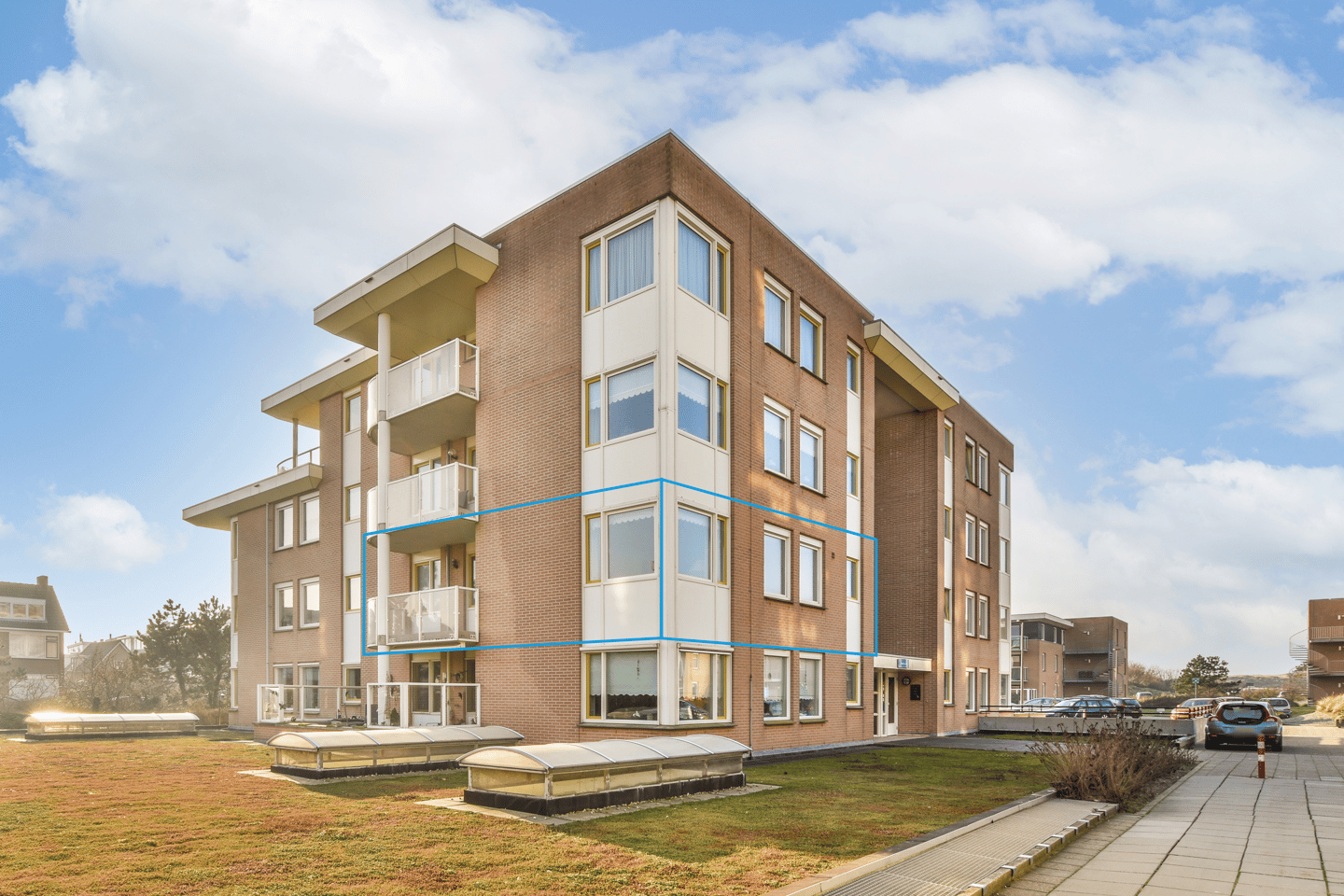 Bekijk foto 1 van Groot Hoogwaak 205