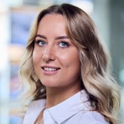 N. (Naomi) Stoltz - Nieuwbouw - Commercieel medewerker