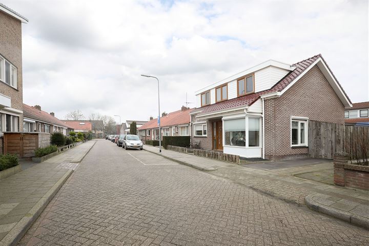 Bekijk foto 3 van Boterbloemstraat 7