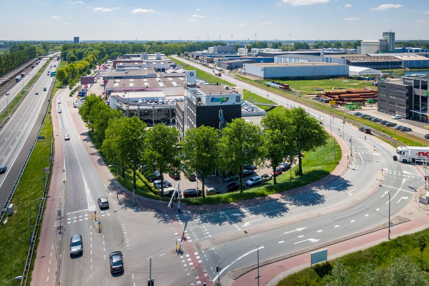 Bekijk foto 5 van Mijlweg 61