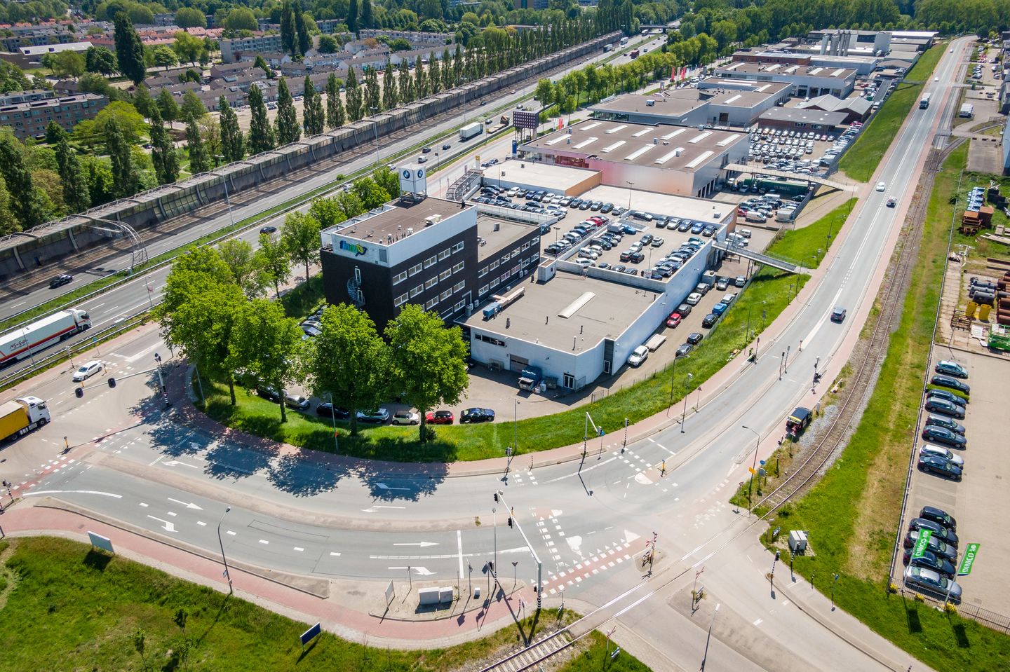 Bekijk foto 3 van Mijlweg 61