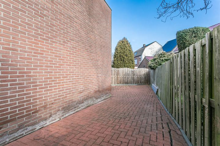 View photo 49 of Veldstraat 2