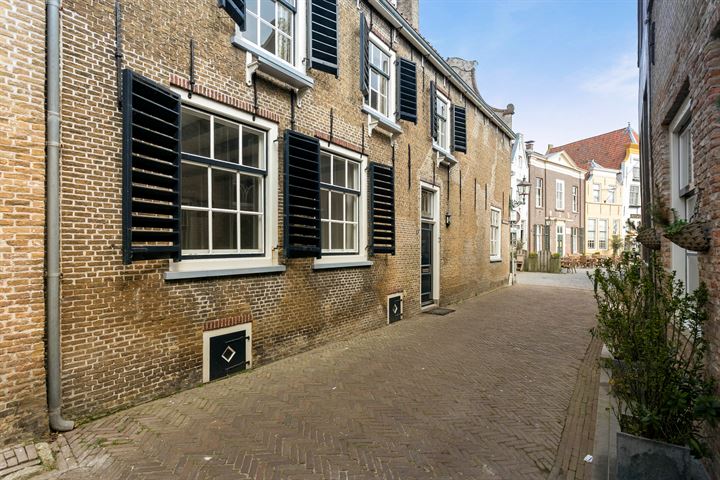 Bekijk foto 2 van Pieterstraat 2