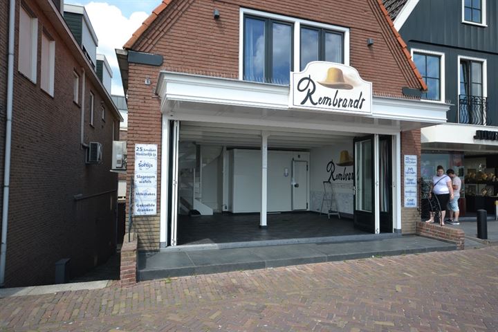 Haven 120, Volendam