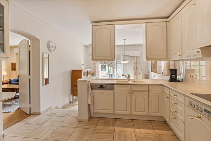 Foto 4 van Bisschop Schrijnenplein 1