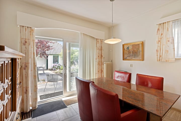 Foto 6 van Bisschop Schrijnenplein 1