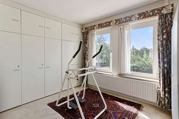 Foto 16 van Bisschop Schrijnenplein 1